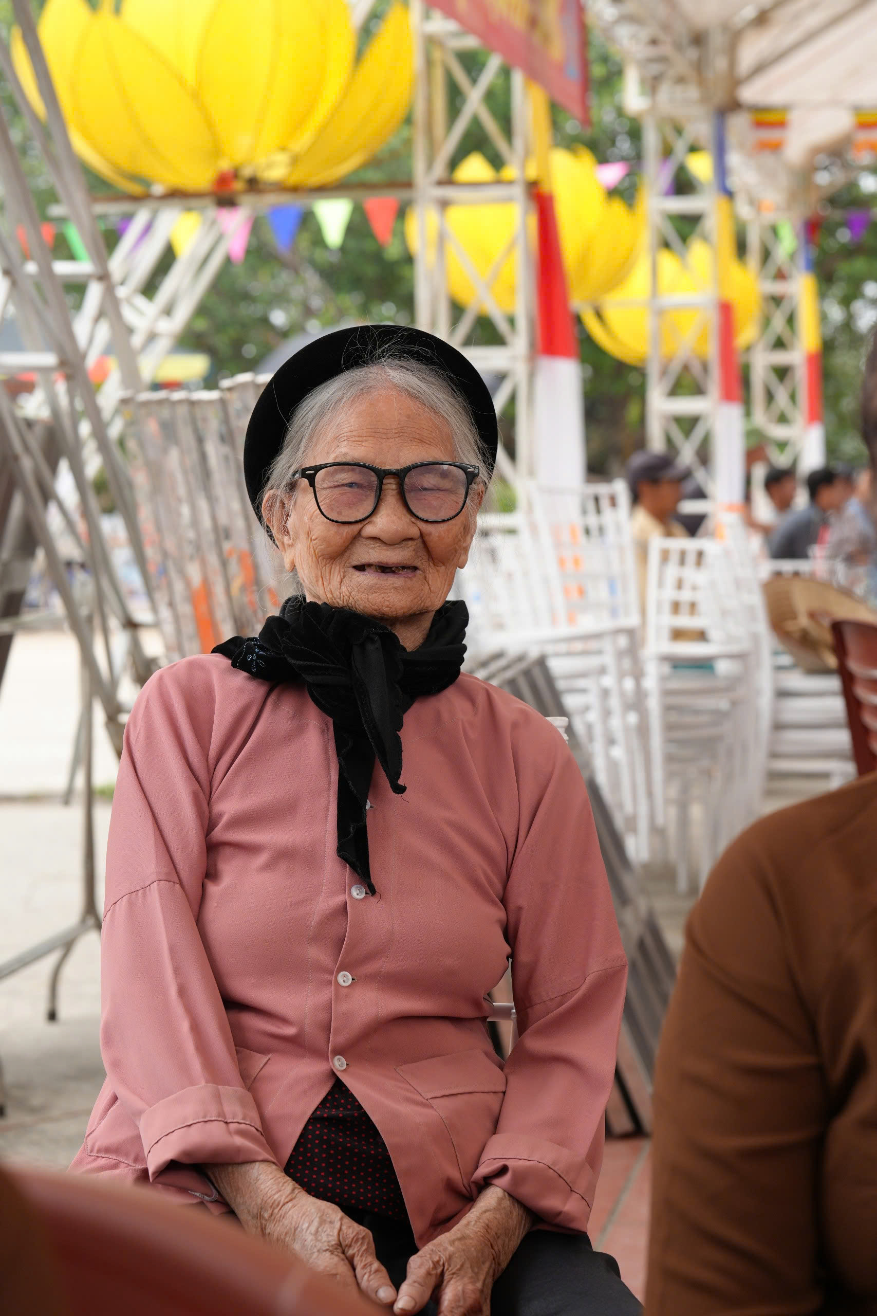 Traditional Festival and Candle Lighting Night of Co Tan Pagoda - Hai Duong