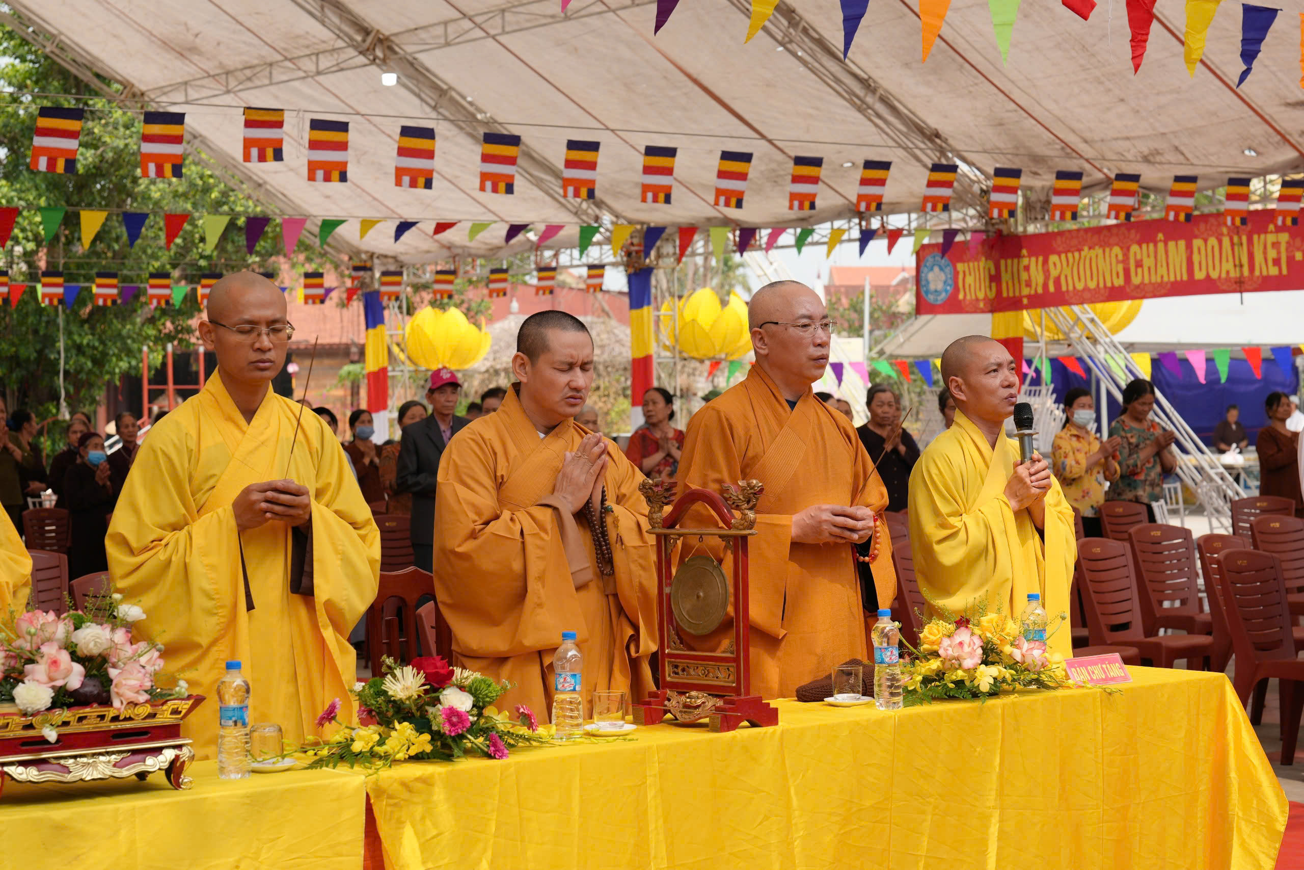 Traditional Festival and Candle Lighting Night of Co Tan Pagoda - Hai Duong