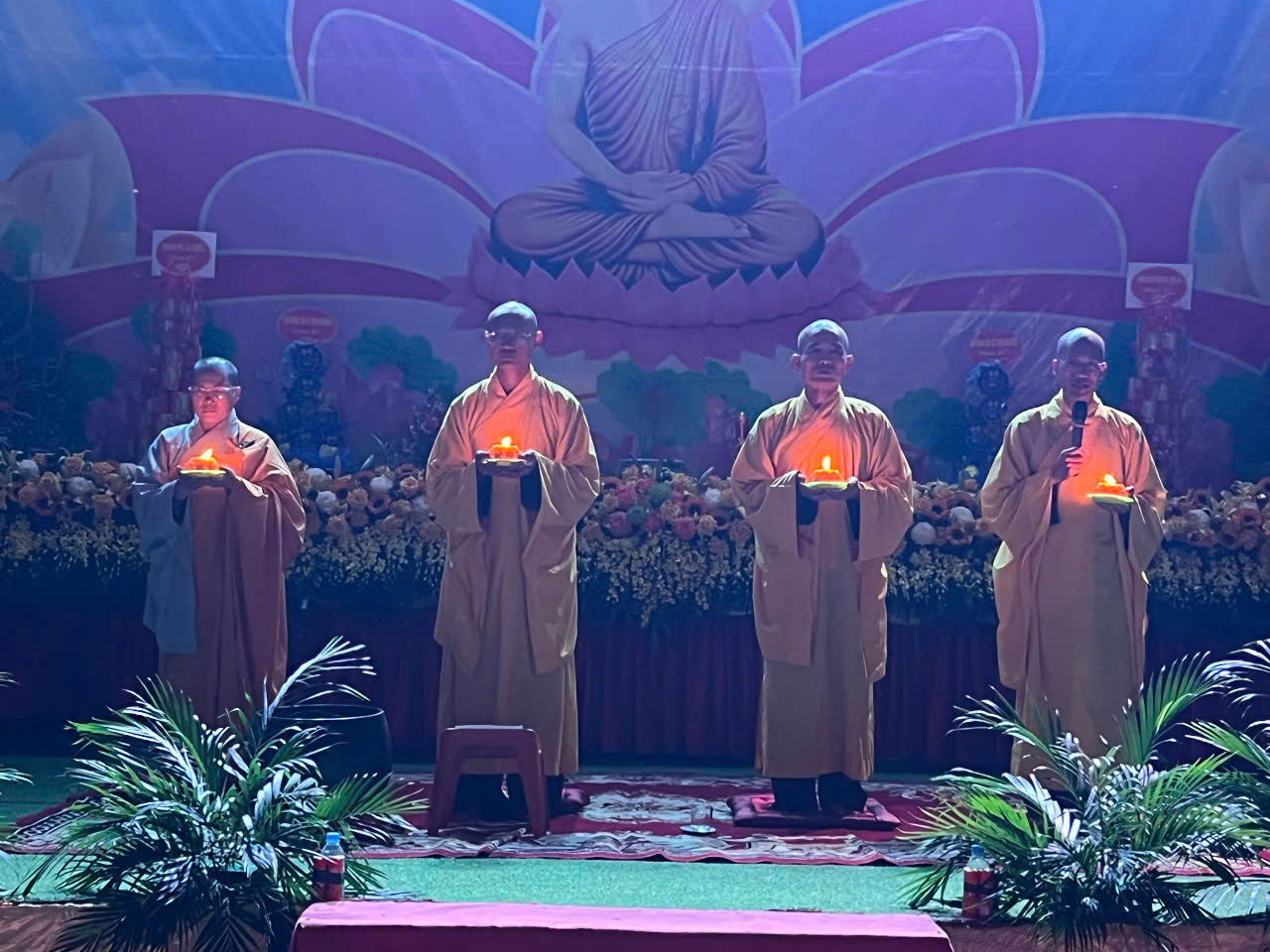 Traditional Festival and Candle Lighting Night of Co Tan Pagoda - Hai Duong