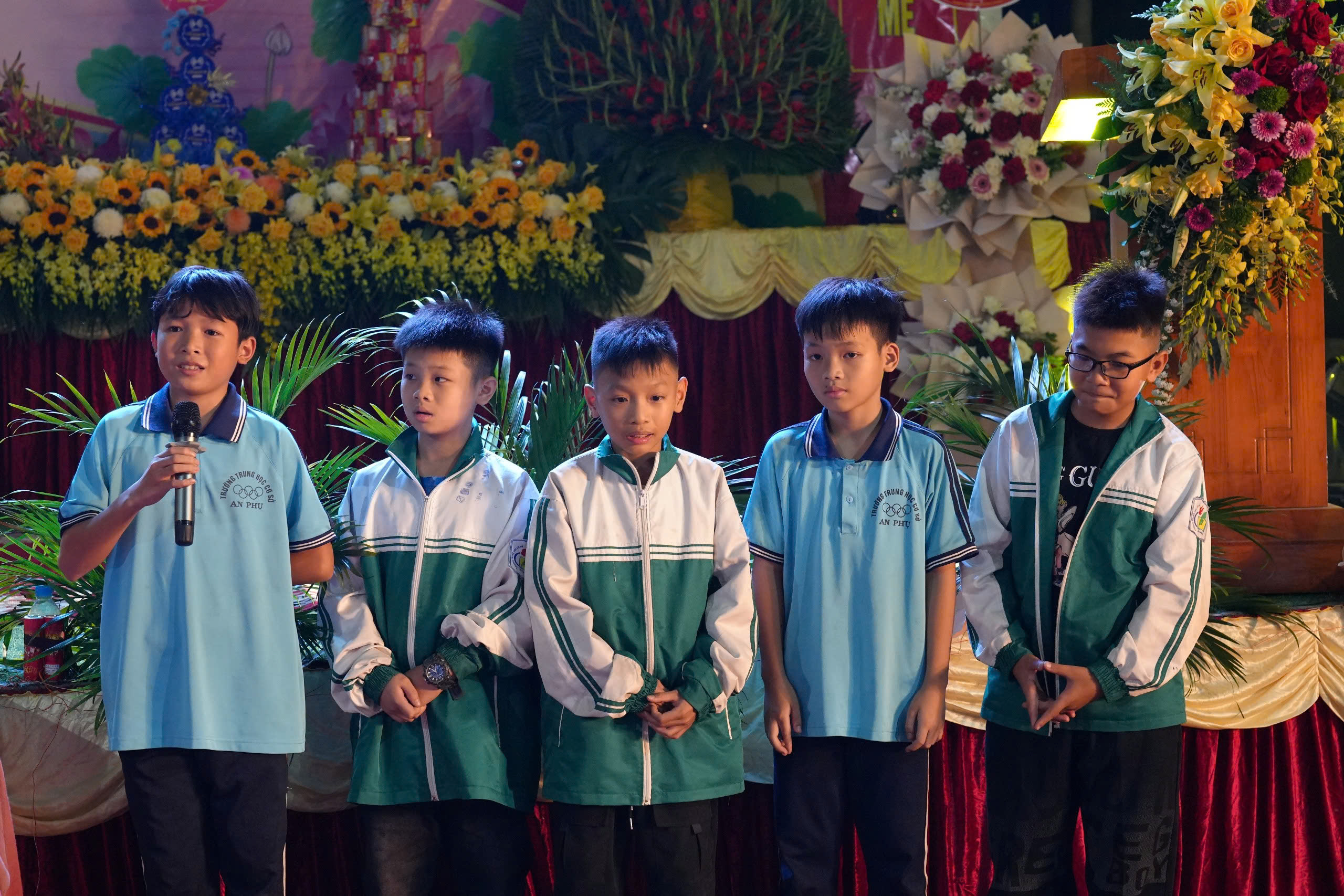 Traditional Festival and Candle Lighting Night of Co Tan Pagoda - Hai Duong