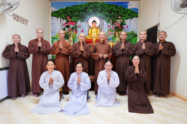 Buddhist trip to visit some branches in the Central Highlands provinces