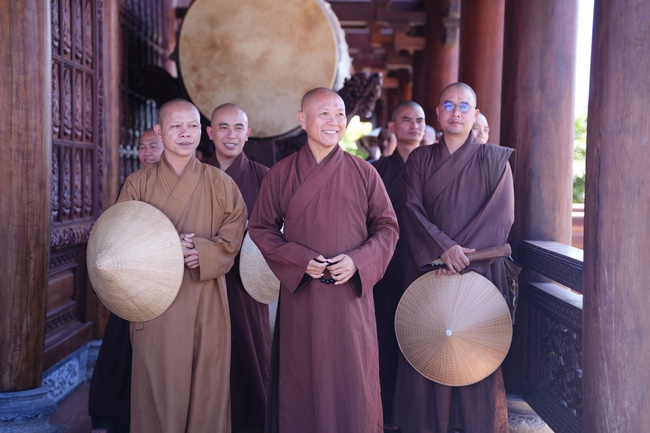 Buddhist trip to visit some branches in the Central Highlands provinces