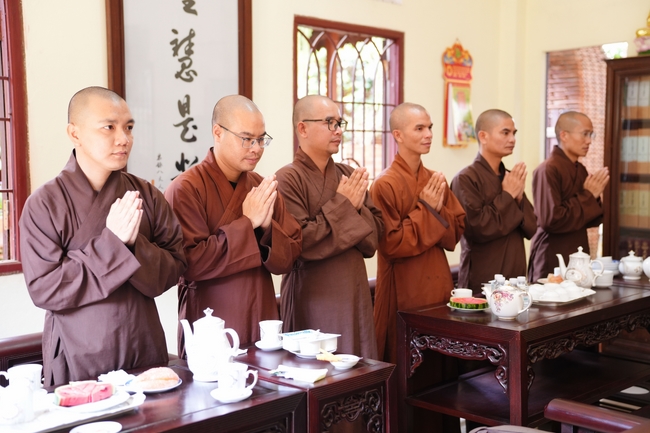 Buddhist trip to visit some branches in the Central Highlands provinces