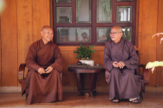 Buddhist trip to visit some branches in the Central Highlands provinces