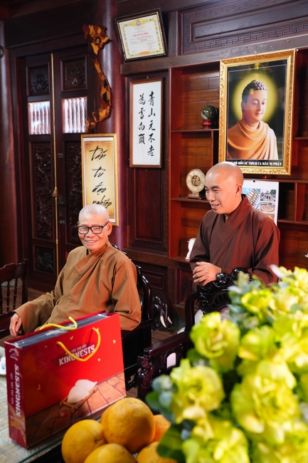 Buddhist trip to visit some branches in the Central Highlands provinces