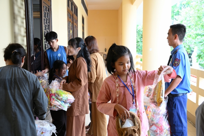 Khóa tu thiếu nhi “Em về bên Phật’ – Lần 63