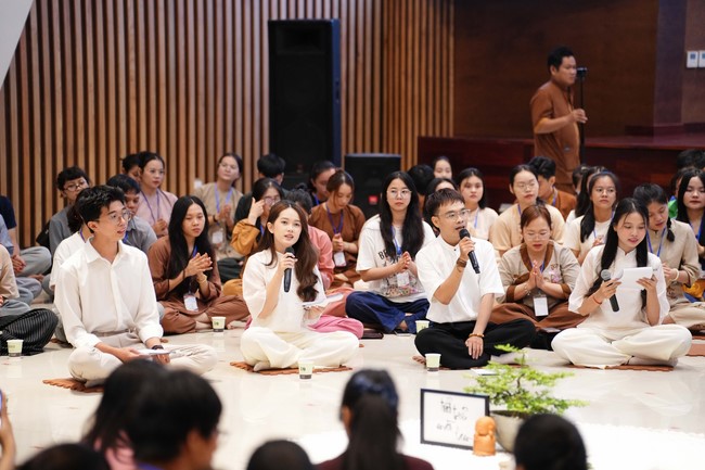 Đêm nhạc thiền “Tuổi trẻ màu lam”