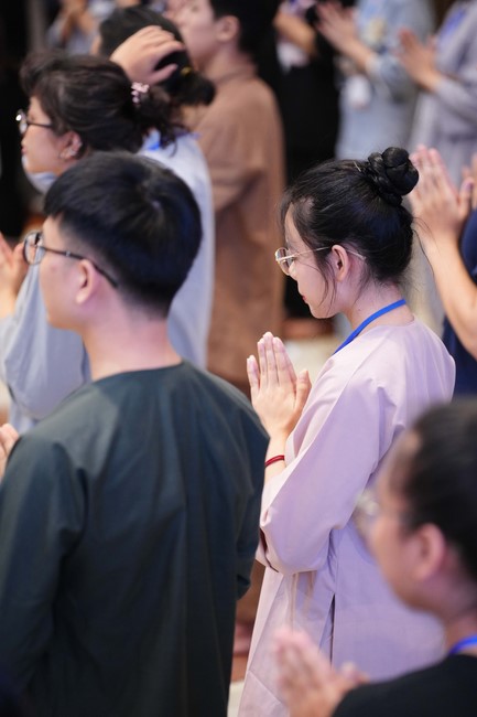 Đêm nhạc thiền “Tuổi trẻ màu lam”