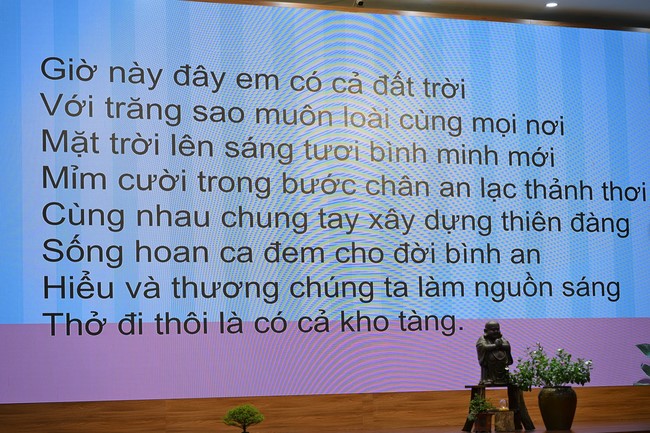 Đêm nhạc thiền “Tuổi trẻ màu lam”