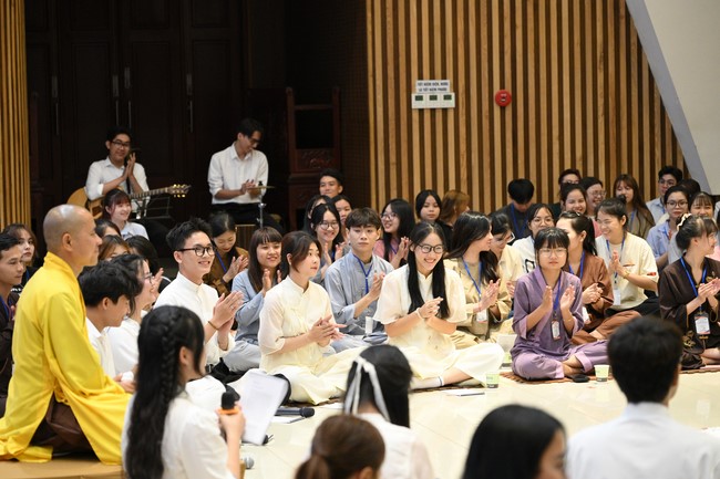 Đêm nhạc thiền “Tuổi trẻ màu lam”