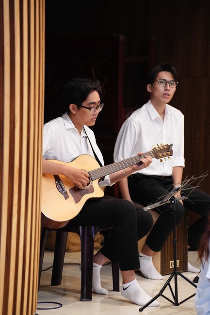 Đêm nhạc thiền “Tuổi trẻ màu lam”