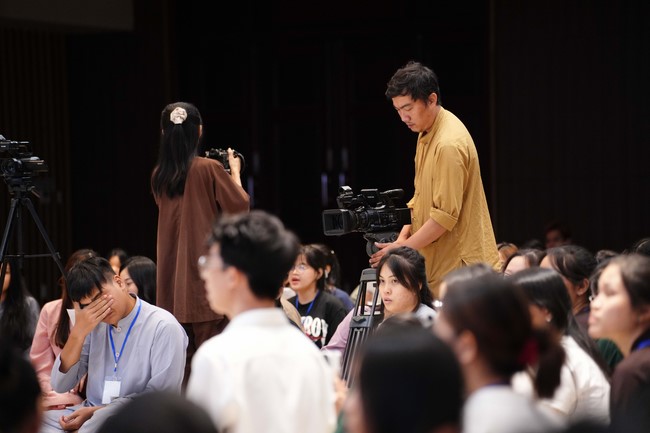 Đêm nhạc thiền “Tuổi trẻ màu lam”