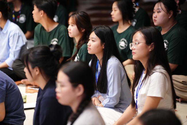 Đêm nhạc thiền “Tuổi trẻ màu lam”