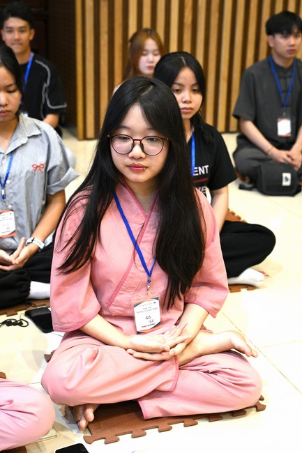 Đêm nhạc thiền “Tuổi trẻ màu lam”