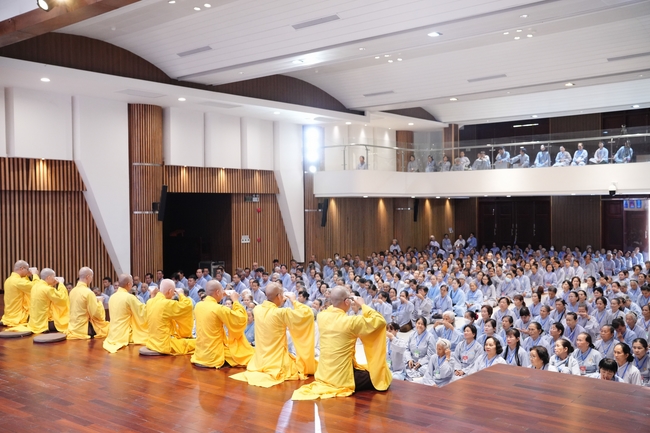 Khai khóa Khóa Tu Phật Thất – lần 105