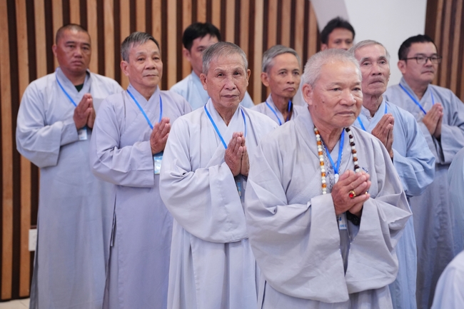 Khai khóa Khóa Tu Phật Thất – lần 105