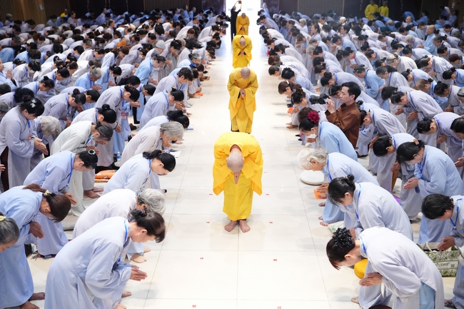 Khai khóa Khóa Tu Phật Thất – lần 105