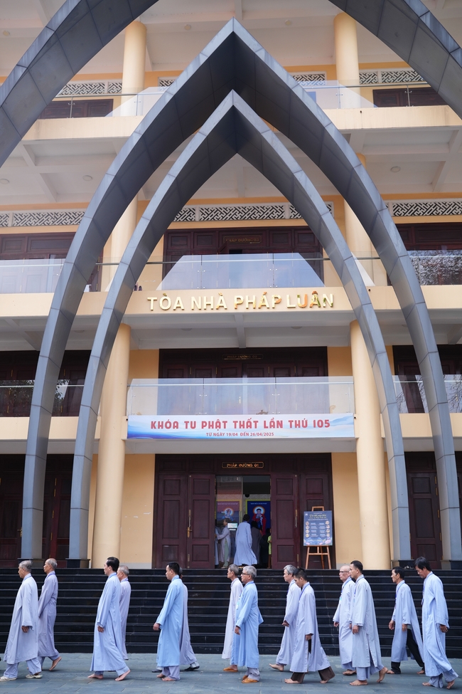 Khai khóa Khóa Tu Phật Thất – lần 105