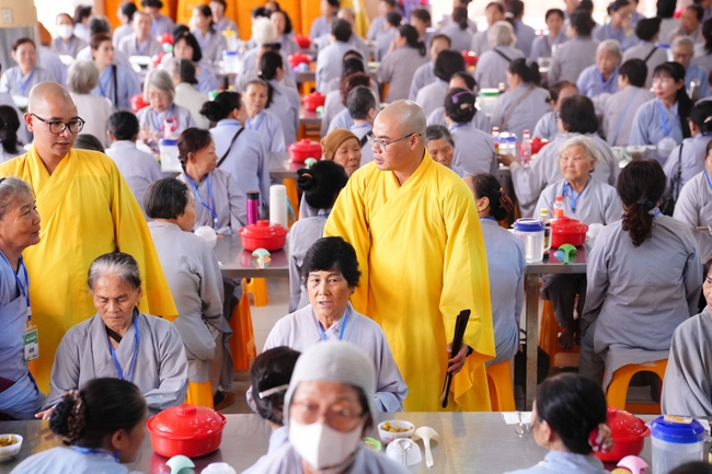 Khai khóa Khóa Tu Phật Thất – lần 105