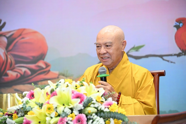Dharma Talk “The Buddha appeared to bring happiness to gods and humans” preached by Most Thích Nhat Hy in the 105th Seven-Day Retreat