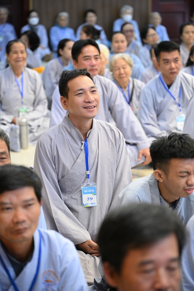 Dharma Talk “The Buddha appeared to bring happiness to gods and humans” preached by Most Thích Nhat Hy in the 105th Seven-Day Retreat