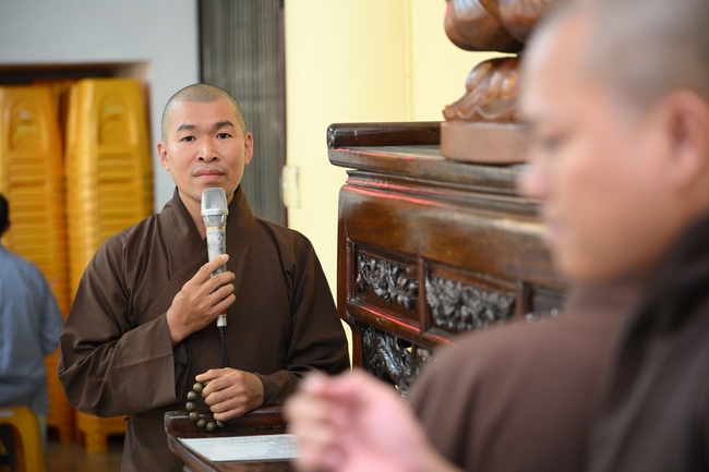 Dharma Talk “The Buddha appeared to bring happiness to gods and humans” preached by Most Thích Nhat Hy in the 105th Seven-Day Retreat