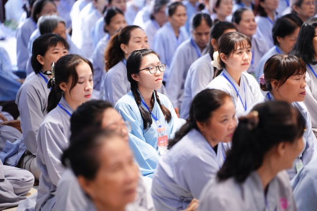 Pháp thoại “Niệm Phật thoát sinh tử” – Thượng toạ Thích Pháp Đăng – KTPT 105