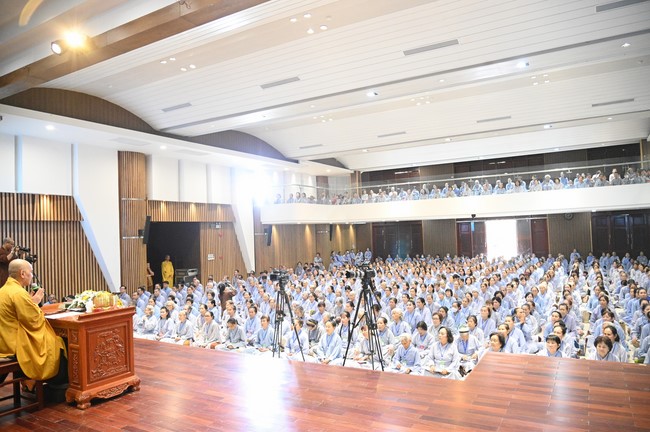 Pháp thoại “Niệm Phật thoát sinh tử” – Thượng toạ Thích Pháp Đăng – KTPT 105