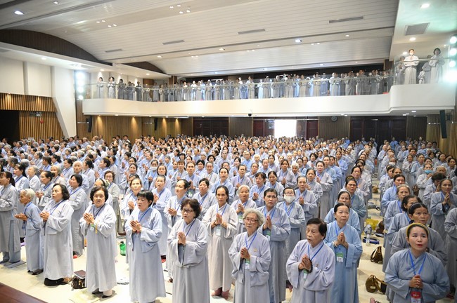 Pháp thoại “Niệm Phật thoát sinh tử” – Thượng toạ Thích Pháp Đăng – KTPT 105