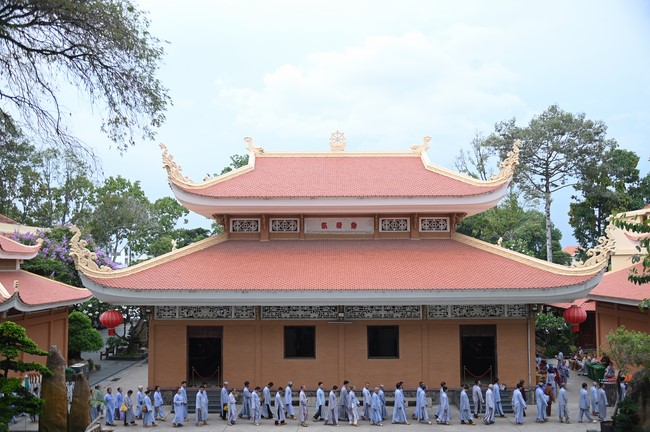 Pháp thoại “Niệm Phật thoát sinh tử” – Thượng toạ Thích Pháp Đăng – KTPT 105