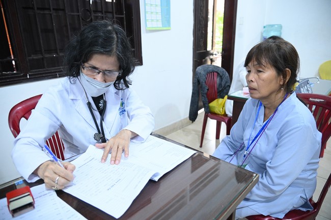 Pháp thoại “Niệm Phật thoát sinh tử” – Thượng toạ Thích Pháp Đăng – KTPT 105