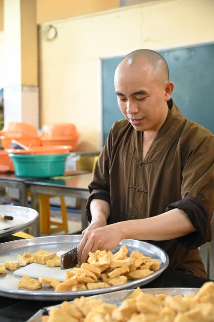 Pháp thoại “Niệm Phật thoát sinh tử” – Thượng toạ Thích Pháp Đăng – KTPT 105