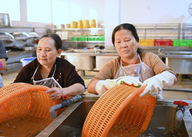 Pháp thoại “Niệm Phật thoát sinh tử” – Thượng toạ Thích Pháp Đăng – KTPT 105