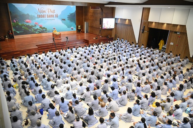 Pháp thoại “Niệm Phật thoát sinh tử” – Thượng toạ Thích Pháp Đăng – KTPT 105