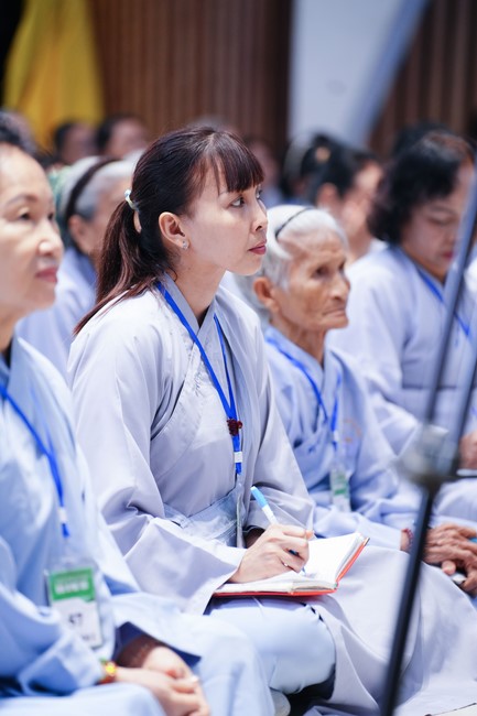 Pháp thoại “Niệm Phật thoát sinh tử” – Thượng toạ Thích Pháp Đăng – KTPT 105