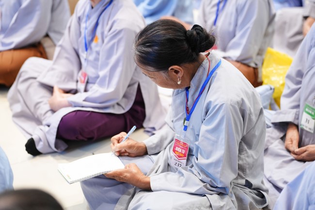 Pháp thoại “Niệm Phật thoát sinh tử” – Thượng toạ Thích Pháp Đăng – KTPT 105