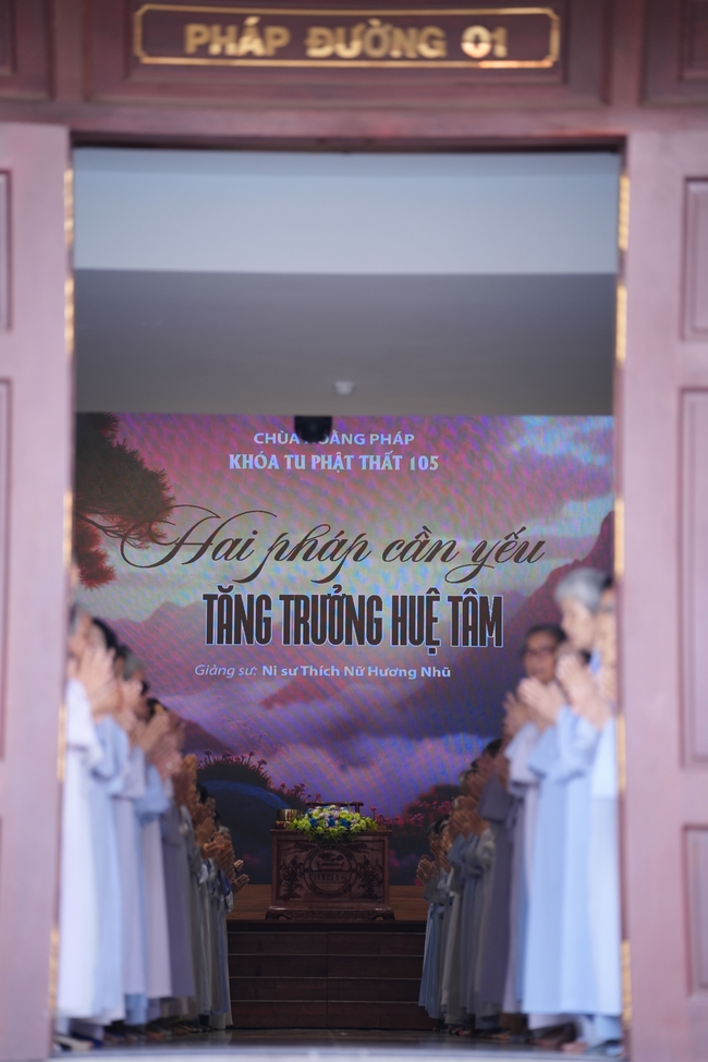 Pháp thoại “Hai pháp cần yếu tăng trưởng huệ tâm” – Ni sư Thích Nữ Hương Nhũ – KTPT 105