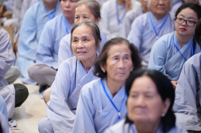 Pháp thoại “Hai pháp cần yếu tăng trưởng huệ tâm” – Ni sư Thích Nữ Hương Nhũ – KTPT 105