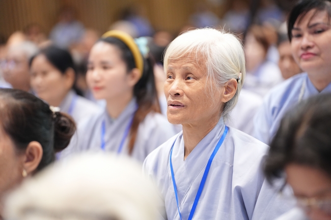 Pháp thoại “Hai pháp cần yếu tăng trưởng huệ tâm” – Ni sư Thích Nữ Hương Nhũ – KTPT 105