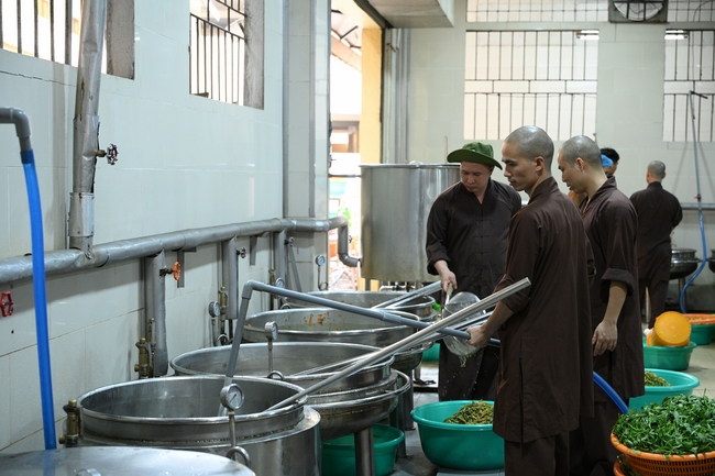 Pháp thoại “Hai pháp cần yếu tăng trưởng huệ tâm” – Ni sư Thích Nữ Hương Nhũ – KTPT 105