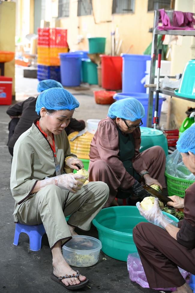 Pháp thoại “Hai pháp cần yếu tăng trưởng huệ tâm” – Ni sư Thích Nữ Hương Nhũ – KTPT 105