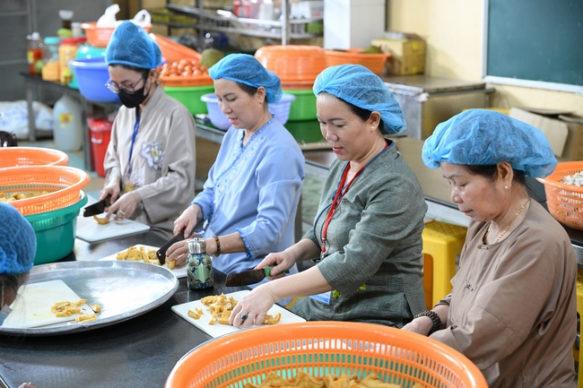 Pháp thoại “Hai pháp cần yếu tăng trưởng huệ tâm” – Ni sư Thích Nữ Hương Nhũ – KTPT 105