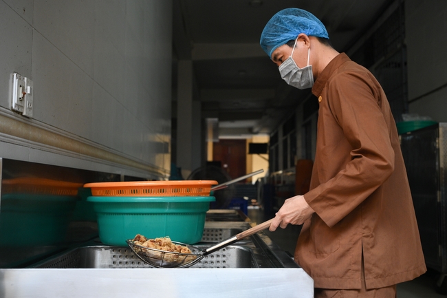 Pháp thoại “Hai pháp cần yếu tăng trưởng huệ tâm” – Ni sư Thích Nữ Hương Nhũ – KTPT 105