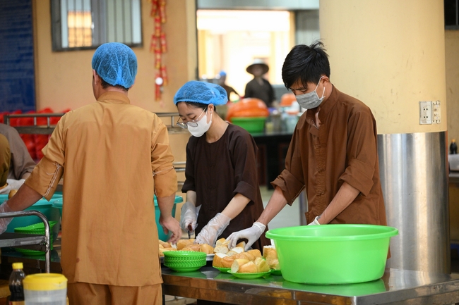 Pháp thoại “Hai pháp cần yếu tăng trưởng huệ tâm” – Ni sư Thích Nữ Hương Nhũ – KTPT 105