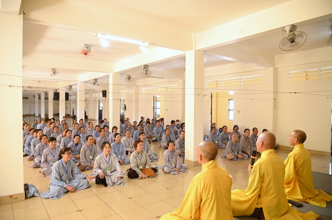 Pháp thoại “Những cạm bẫy trên đường tu” – Ni sư Thích Nữ Như Lan – KTPT 105