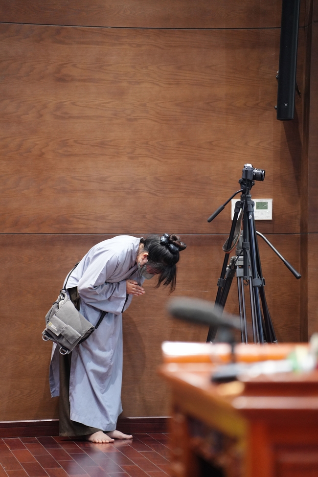 Pháp thoại “Những cạm bẫy trên đường tu” – Ni sư Thích Nữ Như Lan – KTPT 105