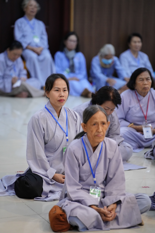 Pháp thoại “Những cạm bẫy trên đường tu” – Ni sư Thích Nữ Như Lan – KTPT 105