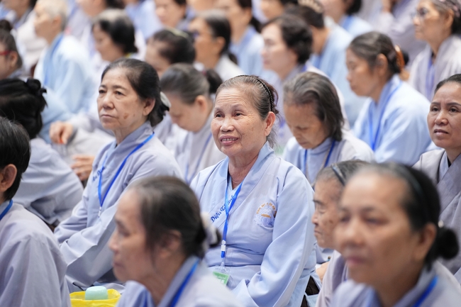 Pháp thoại “Những cạm bẫy trên đường tu” – Ni sư Thích Nữ Như Lan – KTPT 105