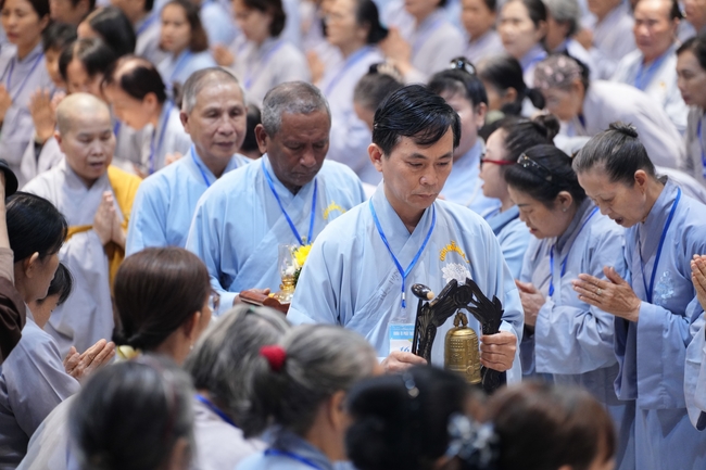 Pháp thoại “Những cạm bẫy trên đường tu” – Ni sư Thích Nữ Như Lan – KTPT 105