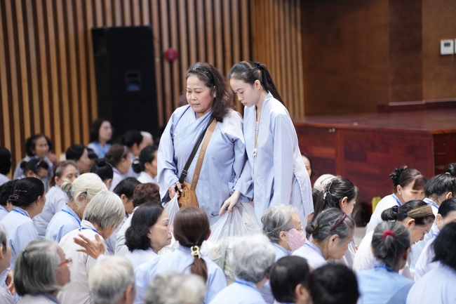 Pháp thoại “Những cạm bẫy trên đường tu” – Ni sư Thích Nữ Như Lan – KTPT 105